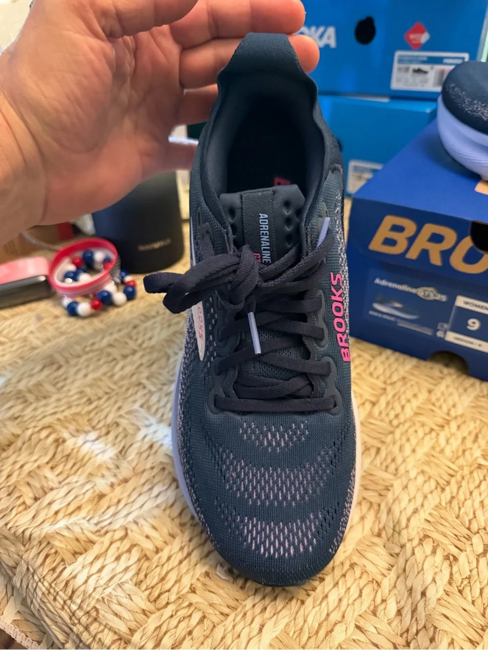 Brooks Women's Adrenaline GTS 25 Spellbound/Blazing Bell/Pink  sz 9 woman new!!